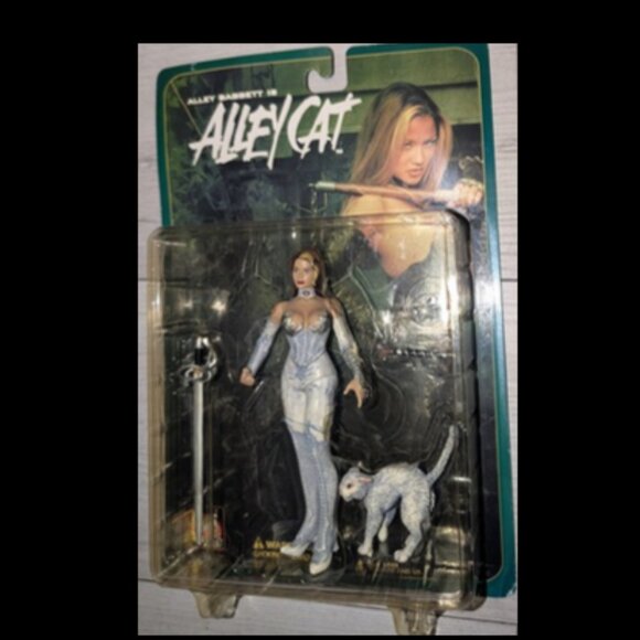 Alley Cat Black Action Figure of Alley Baggett - Picture 1 of 2